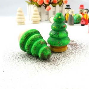 Wholesale Cheap Wood Color Crafts Home Decoration Wooden Christmas Tree Peg Doll